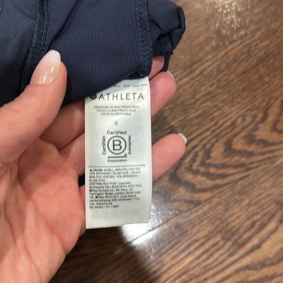 Athleta navy blue skort - Picture 7 of 8